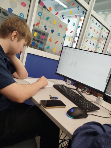 T141OYr3tQ4