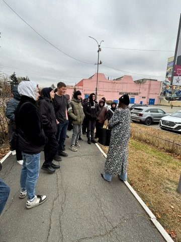 Студенты группы 103,107 и 104 посетили легендарный завод ЧТЗ-Уралтрак