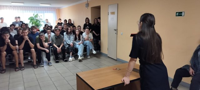 Встреча с инспектором ПДН Кузнецовой Анастасией Юрьевной  